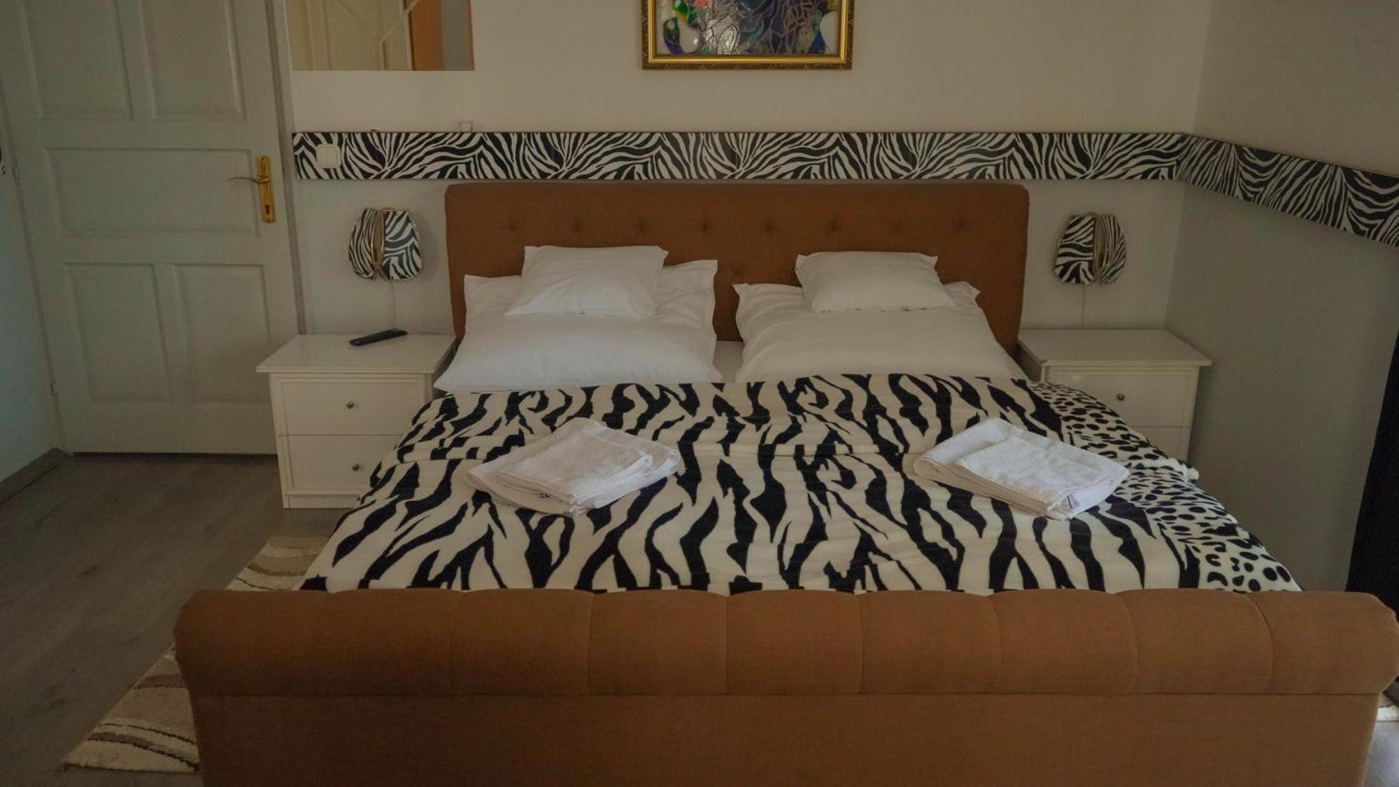 Hévíz Kristályapartman Extérieur photo